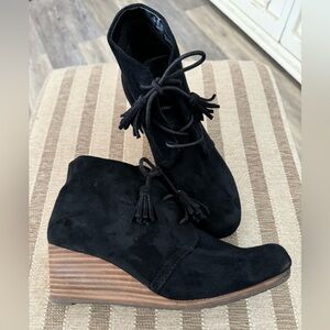 Dr. Scholl's Pierre Memory Foam Wedge Booties